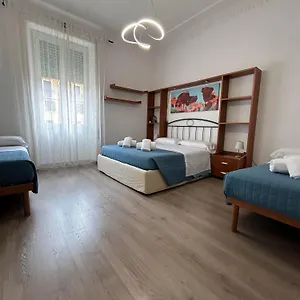 https://noemis-home.it-romehotels.com